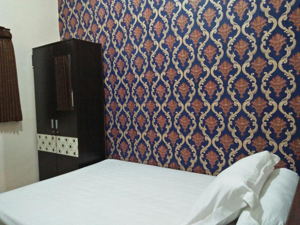 بانيووانجى Papyrus Homestay المظهر الخارجي الصورة